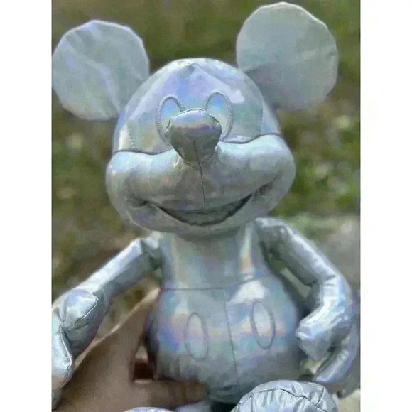 Disney Store Mickey Mouse Memories Collection December #12 Plush Limited Release - Picture 3 of 13